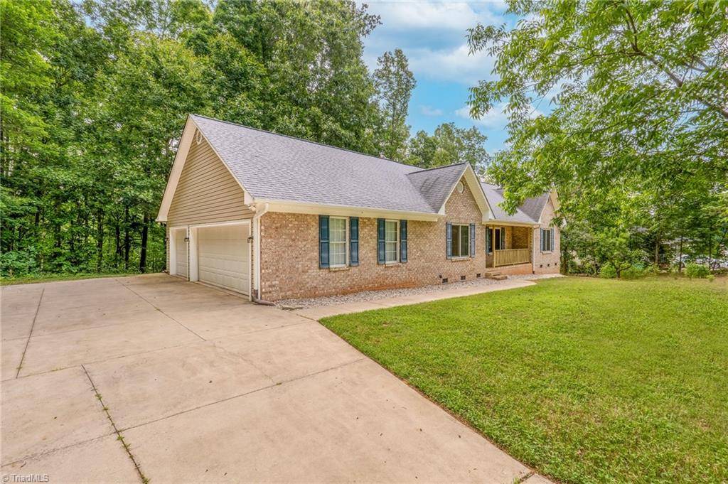 Pleasant Garden, NC 27313,7099 Destiny Jo RD