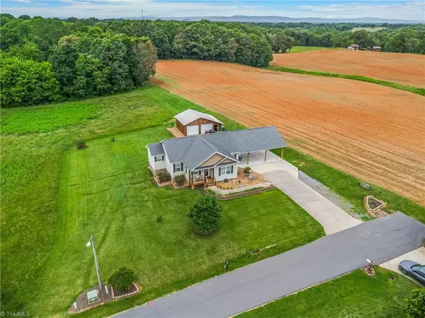 Boonville, NC 27011,115 Garwood AVE