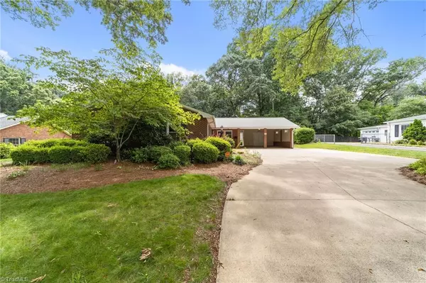 Winston-salem, NC 27106,740 Archer RD