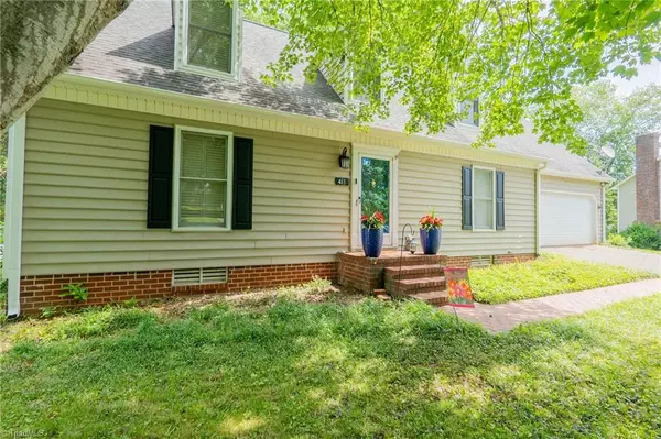 Mount Airy, NC 27030,411 Woodbury LN