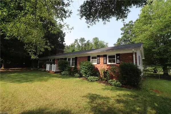 King, NC 27021,310 Timmys LN