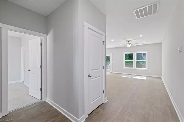 Lexington, NC 27295,214 Choyce ST #B