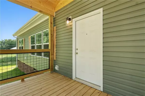 Winston-salem, NC 27107,2847 Motsinger RD
