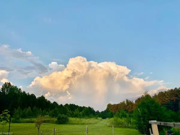 Trinity, NC 27370,000 Hoover Hill RD