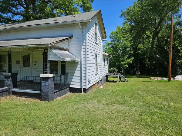 Reidsville, NC 27320,226 Carter ST