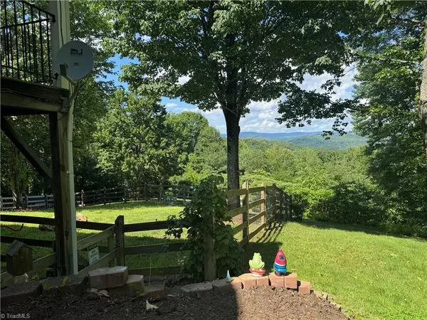 Hays, NC 28635,1346 Overland TRL