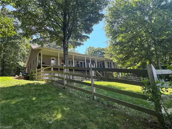 Hays, NC 28635,1346 Overland TRL