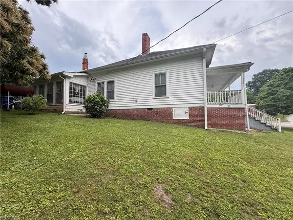 Mount Airy, NC 27030,535 Worth ST