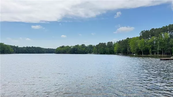1053 Inlet Pointe RD, Salisbury, NC 28146