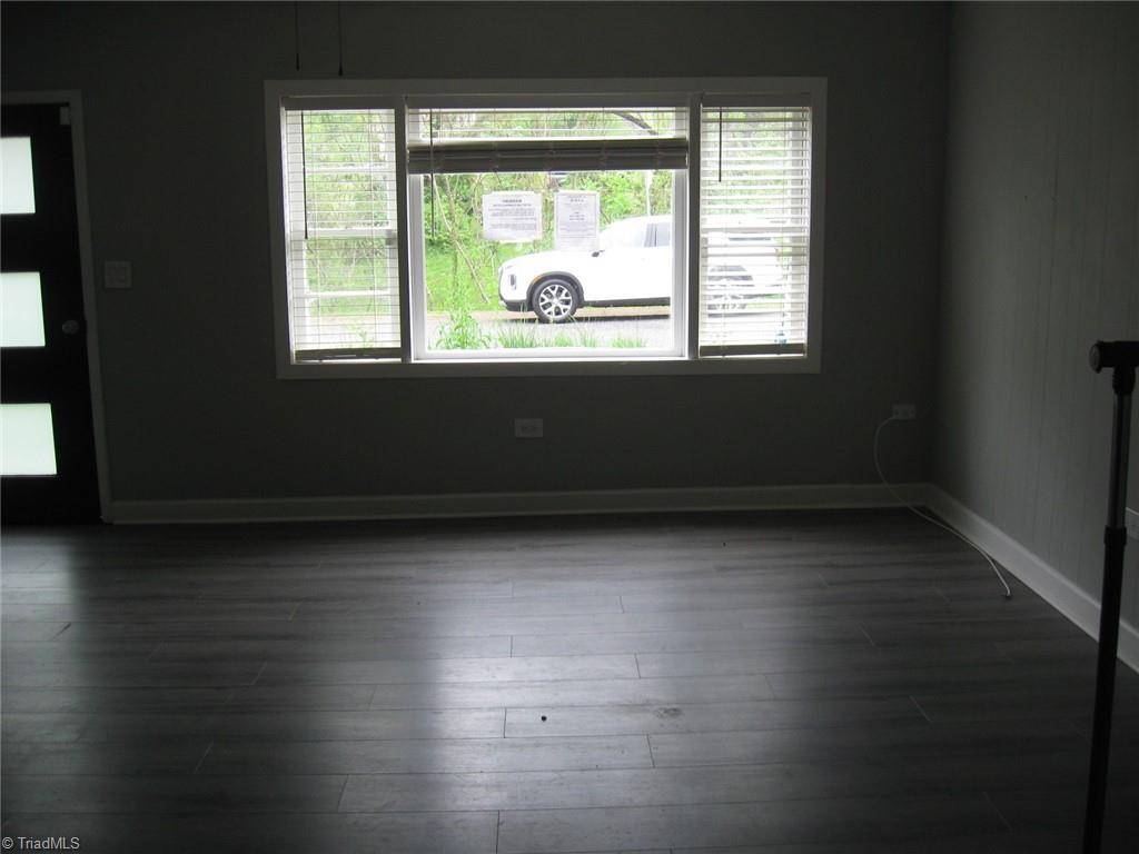 North Wilkesboro, NC 28659,221 N ST