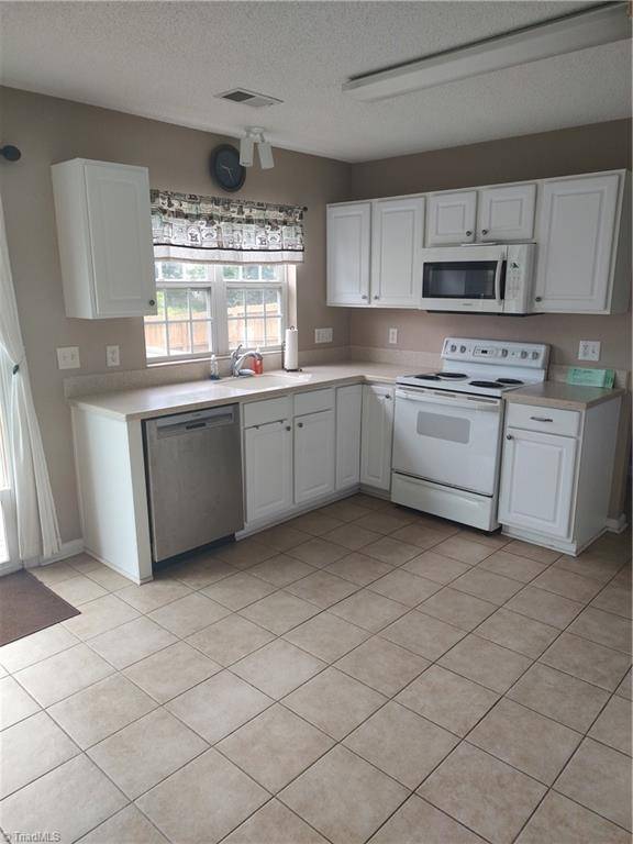 Jamestown, NC 27282,3855 Windstream WAY