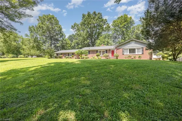 Thomasville, NC 27360,209 Rockspring DR