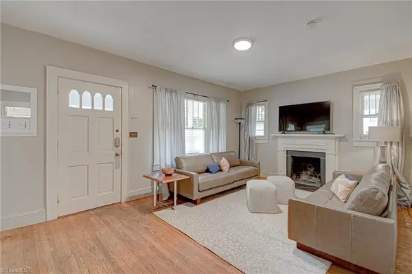 Winston-salem, NC 27106,152 Rosedale CIR