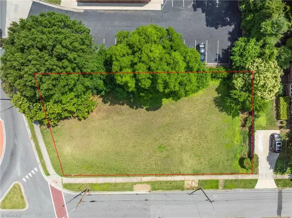 205 W Parkway AVE, High Point, NC 27262