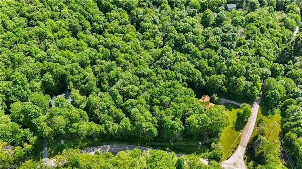 Boone, NC 28607,233 woodland Springs TRL