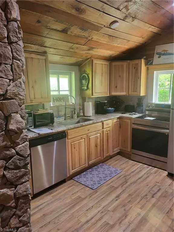 Millers Creek, NC 28651,3273 N Old Nc Highway 16