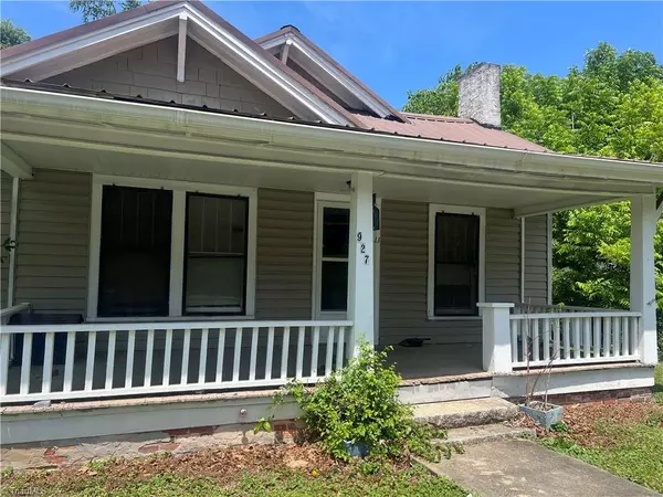 Mount Airy, NC 27030,927 Willow ST
