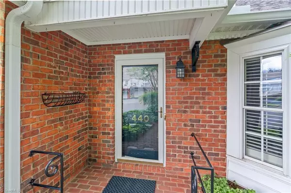Winston-salem, NC 27101,440 Marshall View CT