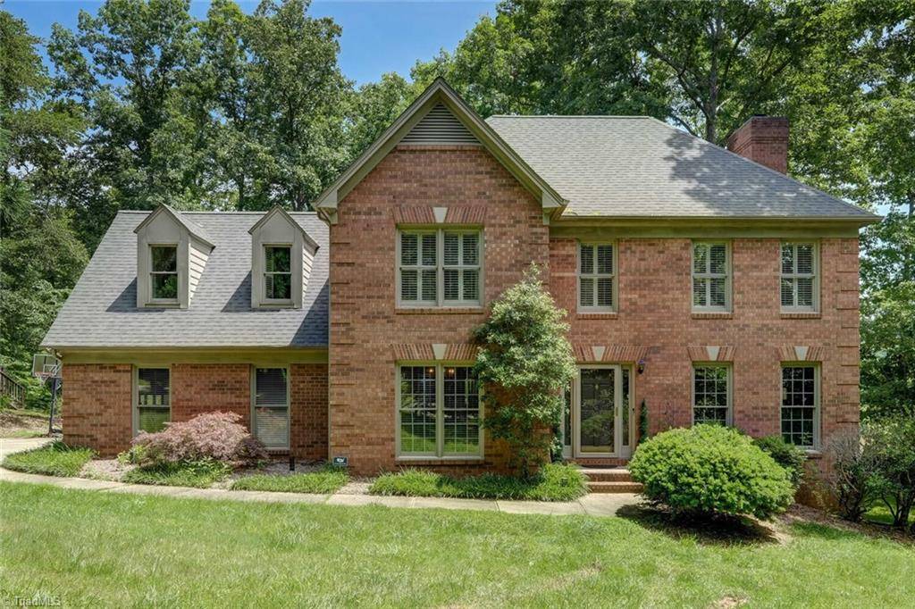 992 Lake Forest CT, Eden, NC 27288