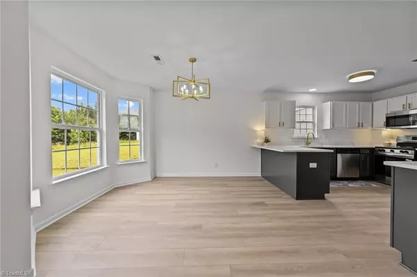 4908 Peppercorn LN, Greensboro, NC 27406