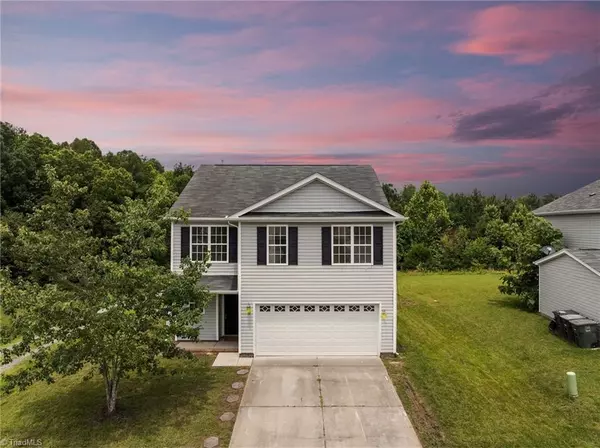 4908 Peppercorn LN, Greensboro, NC 27406