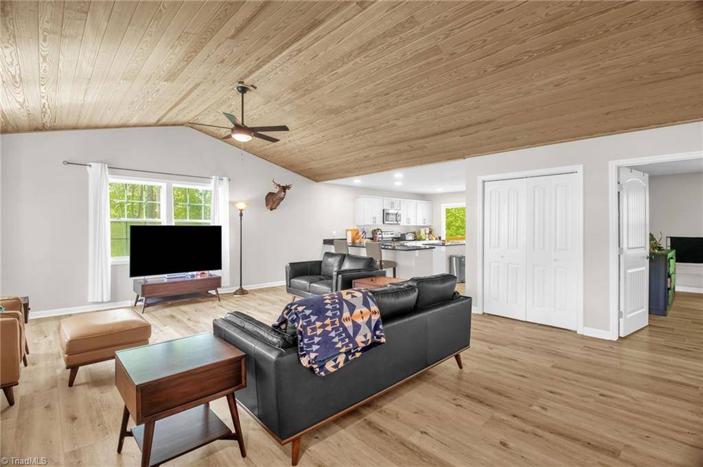 Trinity, NC 27370,1103 Thayer RD