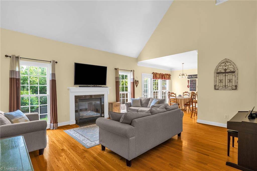 Greensboro, NC 27410,5126 White Horse DR