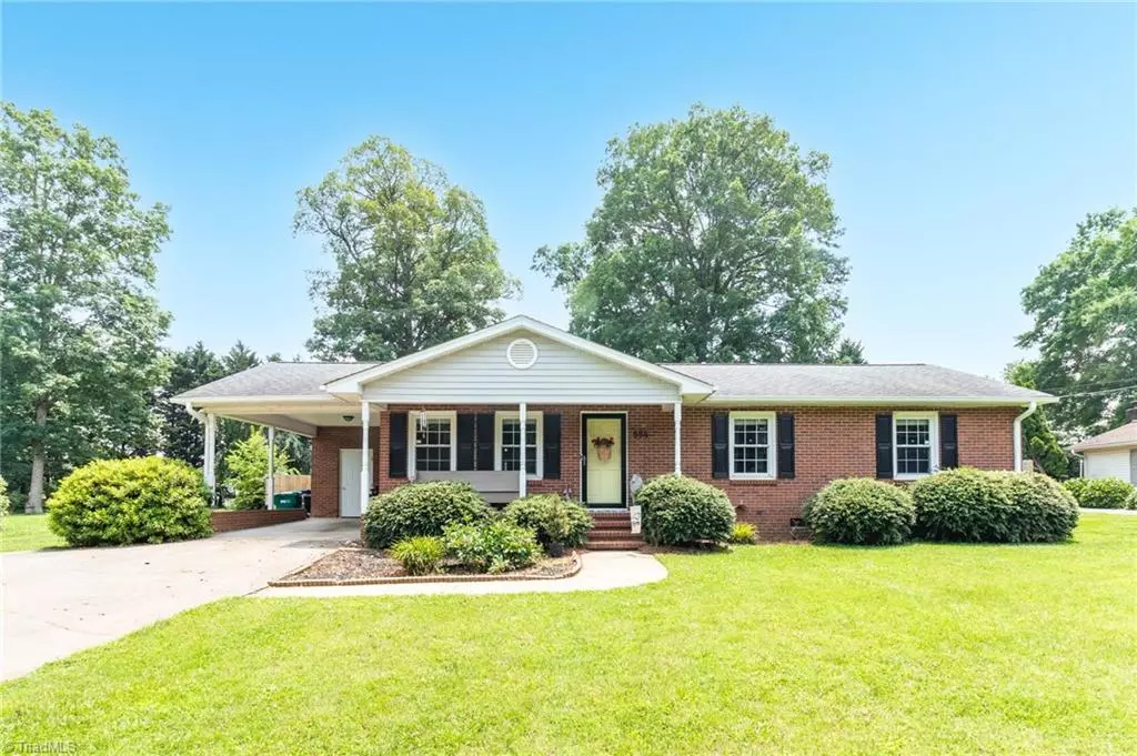 Rural Hall, NC 27045,684 Angus ST