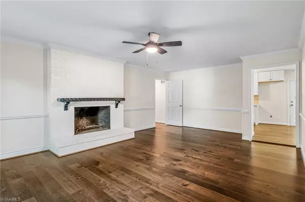 High Point, NC 27265,4105 Oak Hollow DR