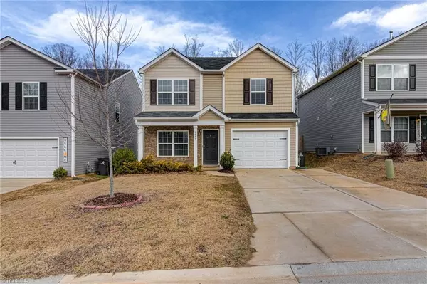 Winston-salem, NC 27105,4455 Oak Pointe DR