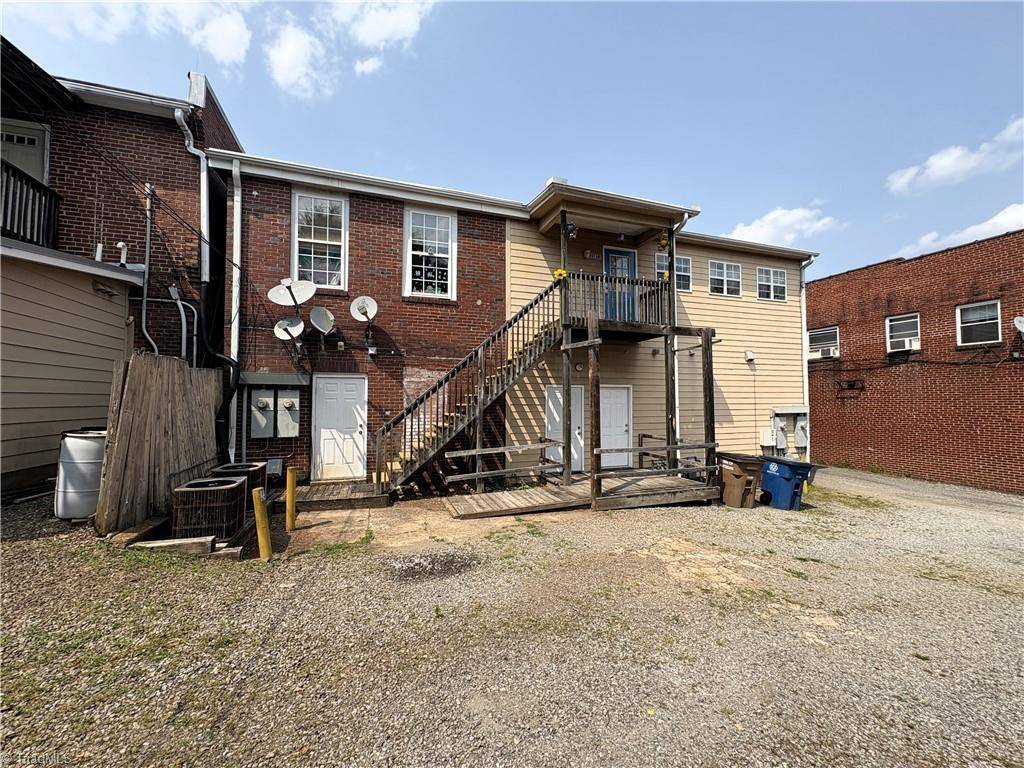 Mayodan, NC 27027,207-213 W Main ST