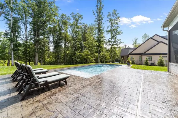Oak Ridge, NC 27310,7604 Pemberley DR