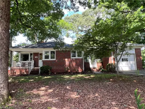 1022 Shamrock RD, Asheboro, NC 27203