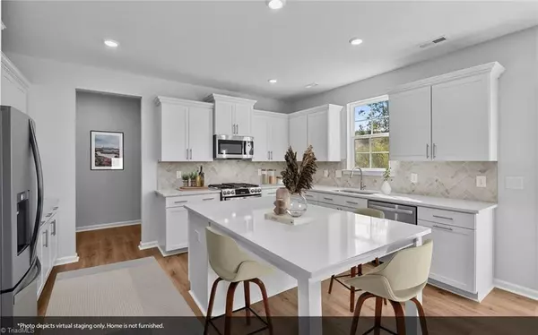 Kernersville, NC 27284,7554 Buckhaven Forest DR