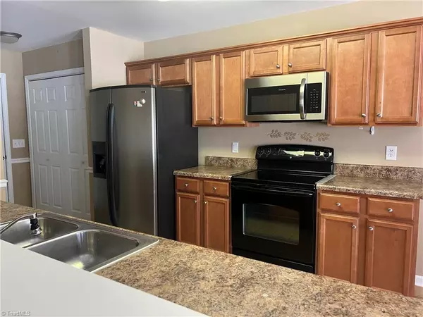 King, NC 27021,111 Braewyck LN