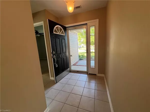 King, NC 27021,111 Braewyck LN