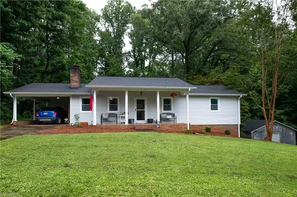 Elkin, NC 28621,216 Brookwood DR
