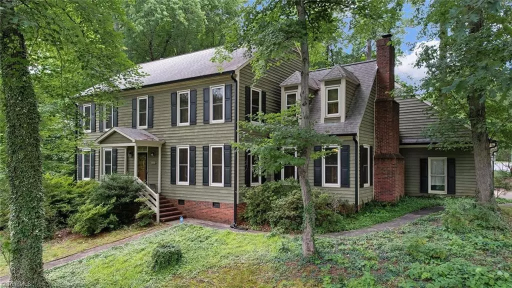 6400 Muirfield DR, Greensboro, NC 27410