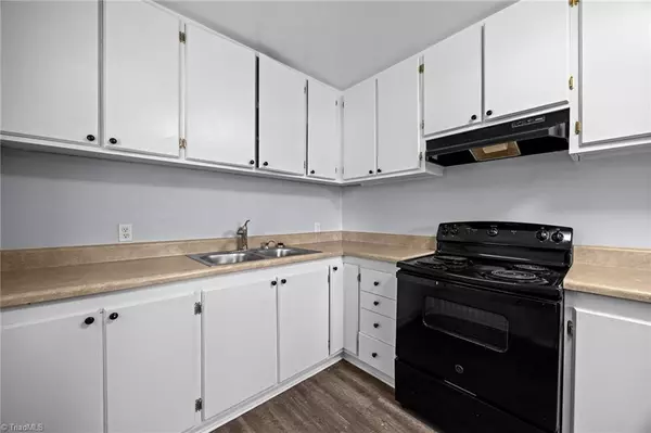 Greensboro, NC 27405,1323 20th ST