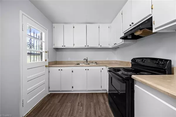 Greensboro, NC 27405,1323 20th ST