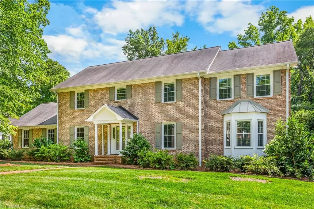 High Point, NC 27262,1509 Heathcliff RD