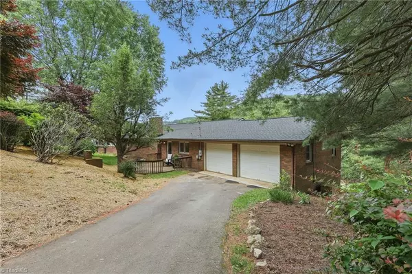 Boone, NC 28607,174 Sunny Knoll LN