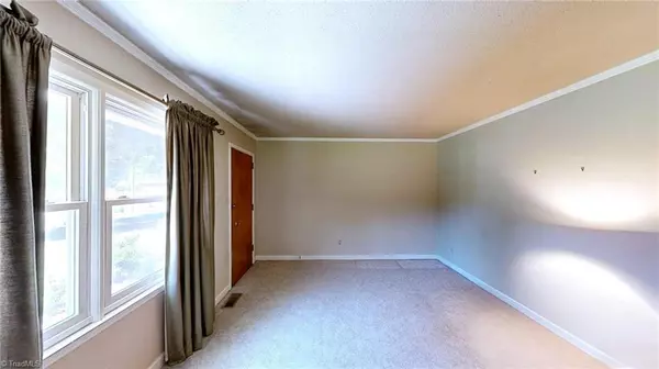 High Point, NC 27263,5804 Erwinwood DR