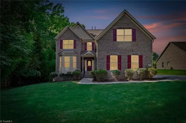 1376 Trafalgar DR, High Point, NC 27262
