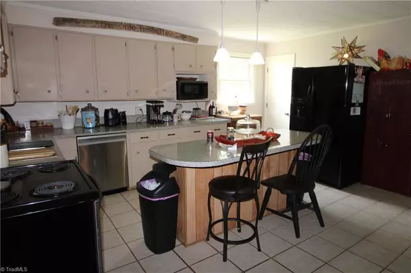 Walkertown, NC 27041,3741 A ST