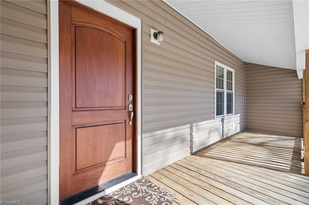 Mount Airy, NC 27030,845 Linville RD