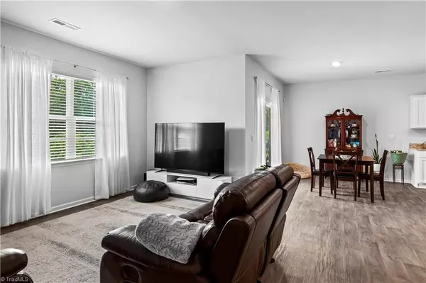 Mocksville, NC 27028,192 Culloden DR
