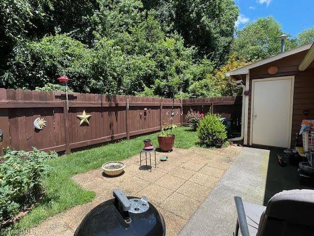 Winston-salem, NC 27104,608 Rock Garden CIR