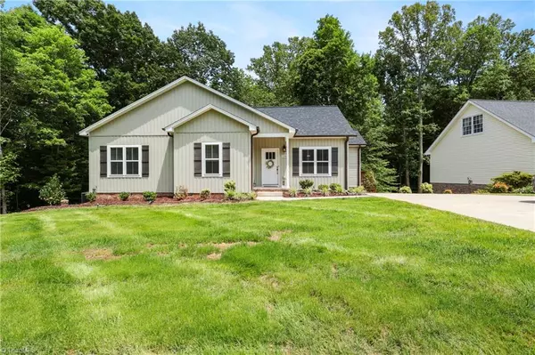 Reidsville, NC 27320,1206 Deerfield DR