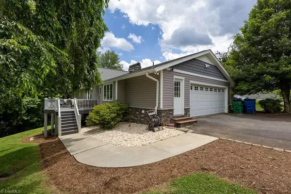 Mount Airy, NC 27030,123 Greenbriar ST